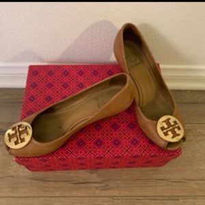 Tory Burch Carmel Leather Wedge
